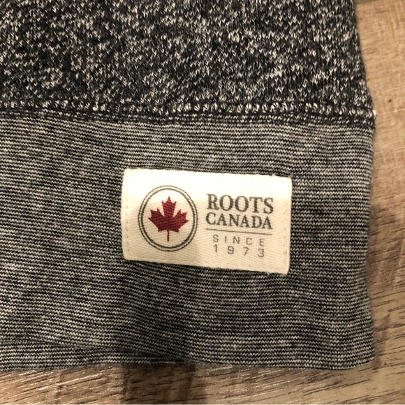Vintage Roots Canada Sweatshirt - Picture 6 of 12